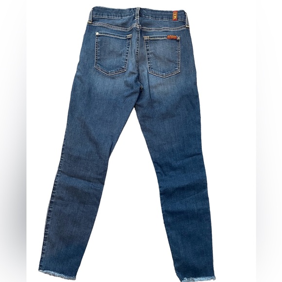 7 For All Mankind Mid Wash Low Rise Skinny Jeans with Raw Hem 26 - Picture 4 of 8